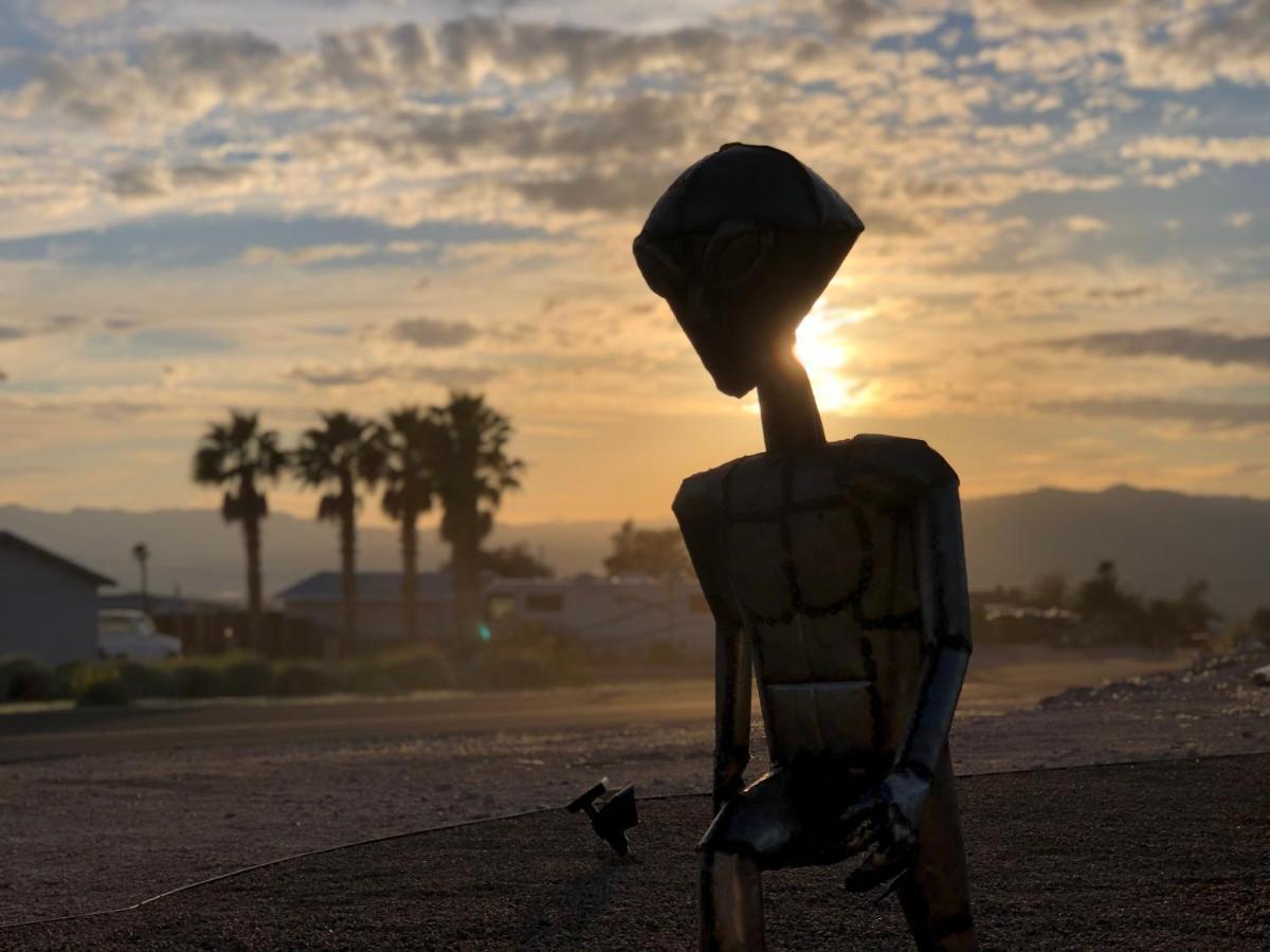 Area 51 Annex - Alien Lake Escape Bullhead City Extérieur photo