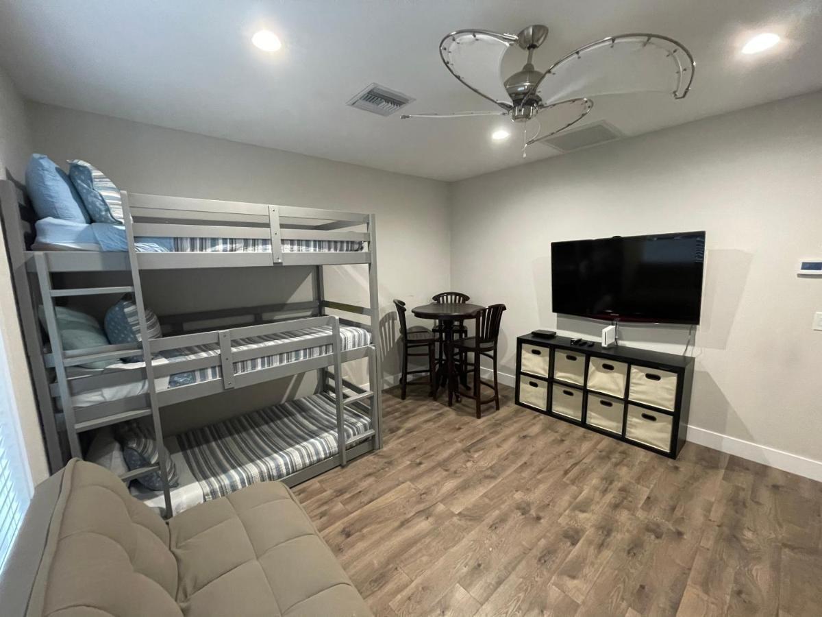 Area 51 Annex - Alien Lake Escape Bullhead City Extérieur photo